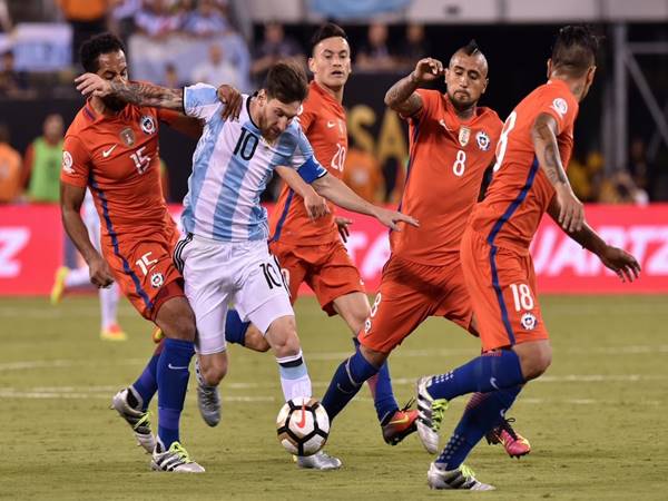 Nhận định kèo Ứng dụng Argentina vs Chile (4h00 ngày 15/6)