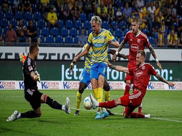 dự đoán bóng đá giữa Dusseldorf vs Braunschweig, 0h30 ngày 25/2