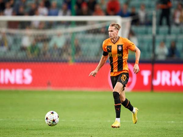 Mudryk trong màu áo Shakhtar Donetsk