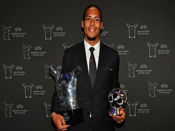 Những Thành Tựu Vĩ Đại Của Virgil van Dijk