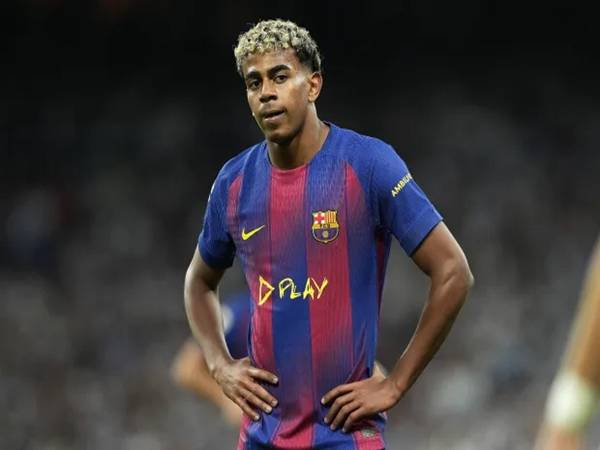 Tin Barca: Lamine Yamal hướng đến trận chiến với Chelsea