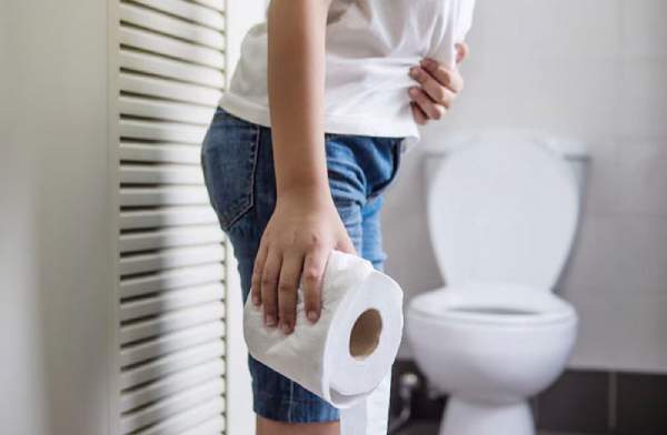 Nằm mơ thấy đi vệ sinh điềm báo gì? Giải mã chi tiết từ A–Z