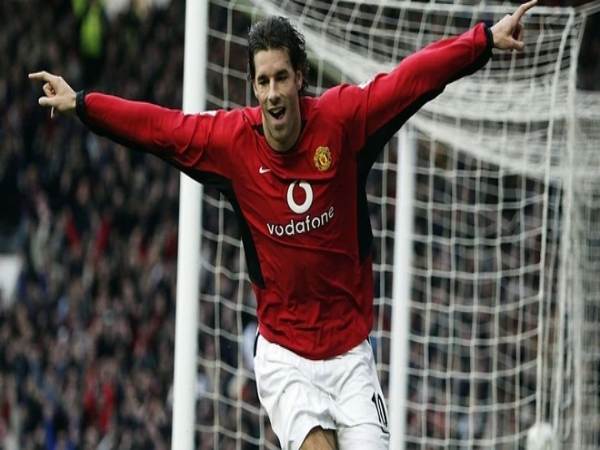 Ruud van Nistelrooy – Sát thủ vòng cấm của MU